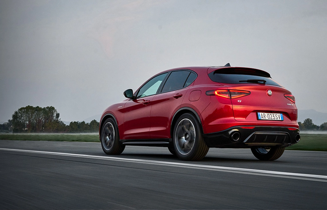 Banniere Alfa Romeo Stelvio