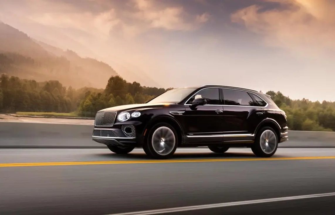 bpm_cars_bentley_bentayga_ewb_banner_2038170597.webp