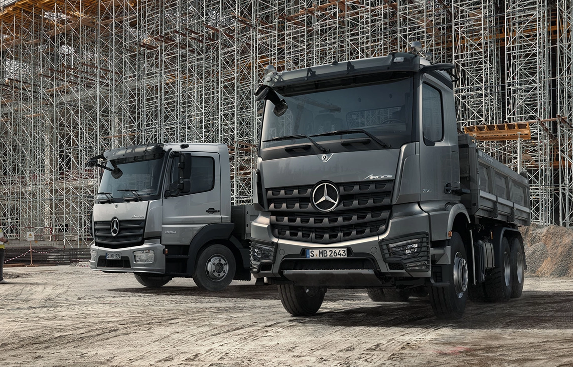 Banniere Mercedes-Benz Arocs