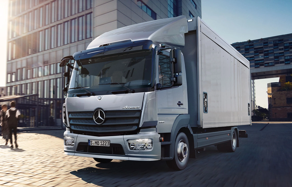 Banniere Mercedes-Benz Atego