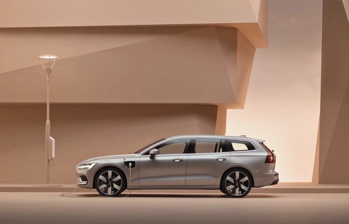 Banniere Volvo V60 Recharge