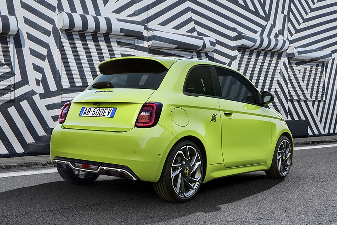 BPM Cars Abarth 500e - vue arrière