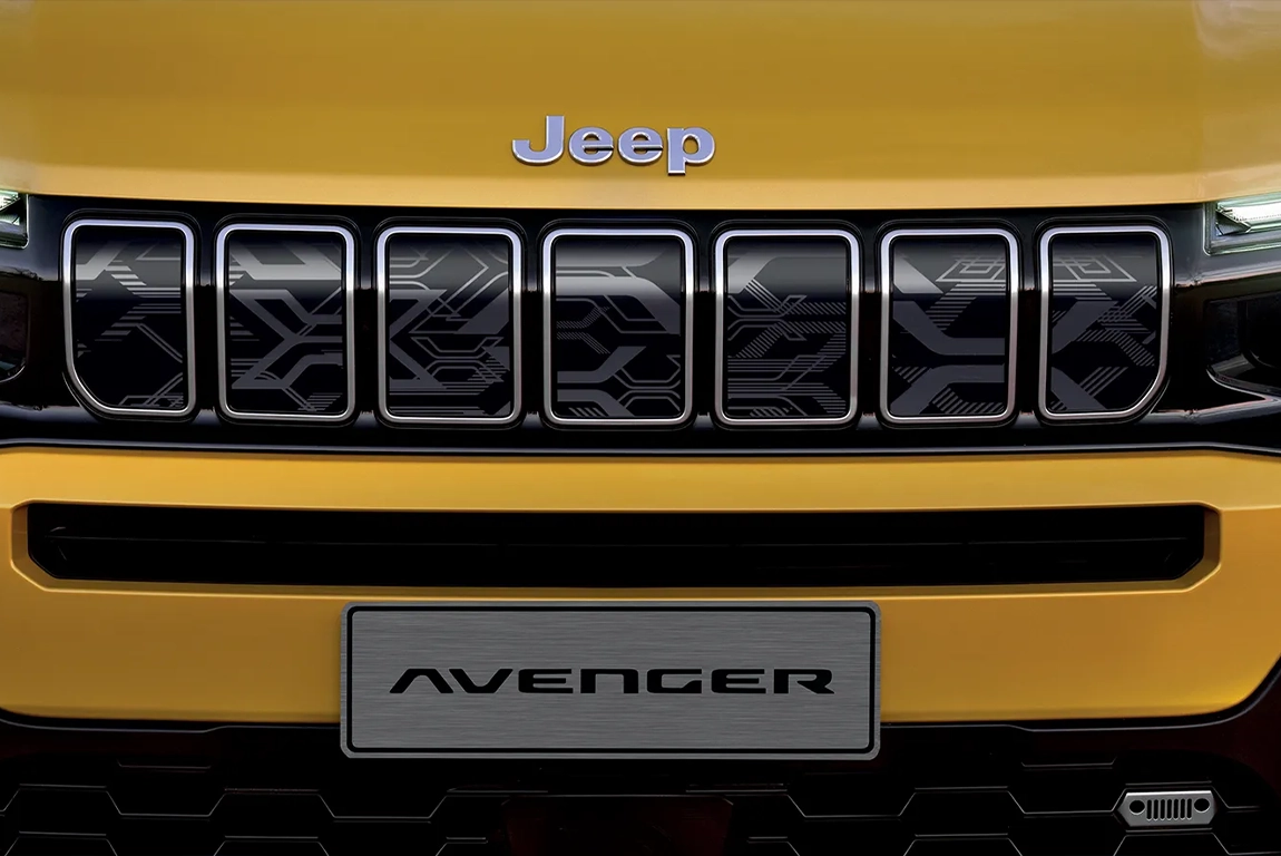 BPM Cars Jeep Avenger avant