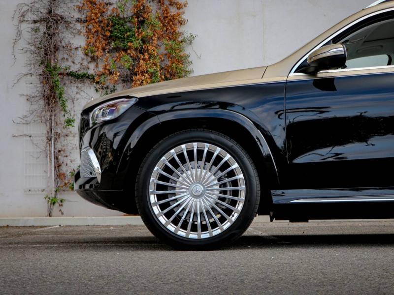 Image MERCEDES-BENZ GLS Maybach