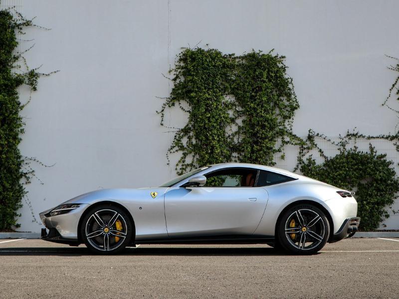 Image FERRARI Roma 