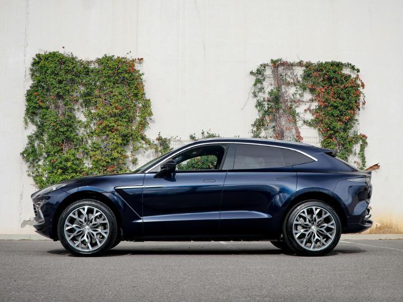 Image ASTON MARTIN DBX 4.0 V8 biturbo 550ch BVA9