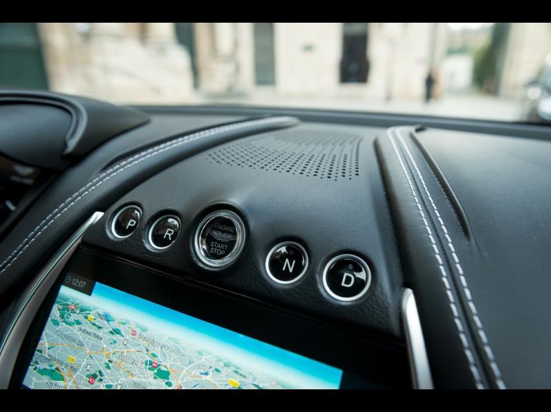 Image ASTON MARTIN DBX 4.0 V8 biturbo 550ch BVA9
