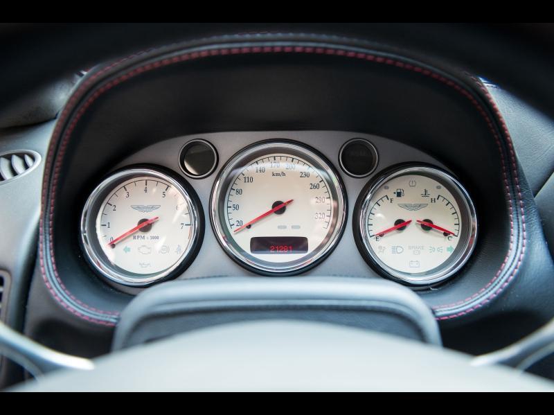 Image ASTON MARTIN Vanquish V12 5.9